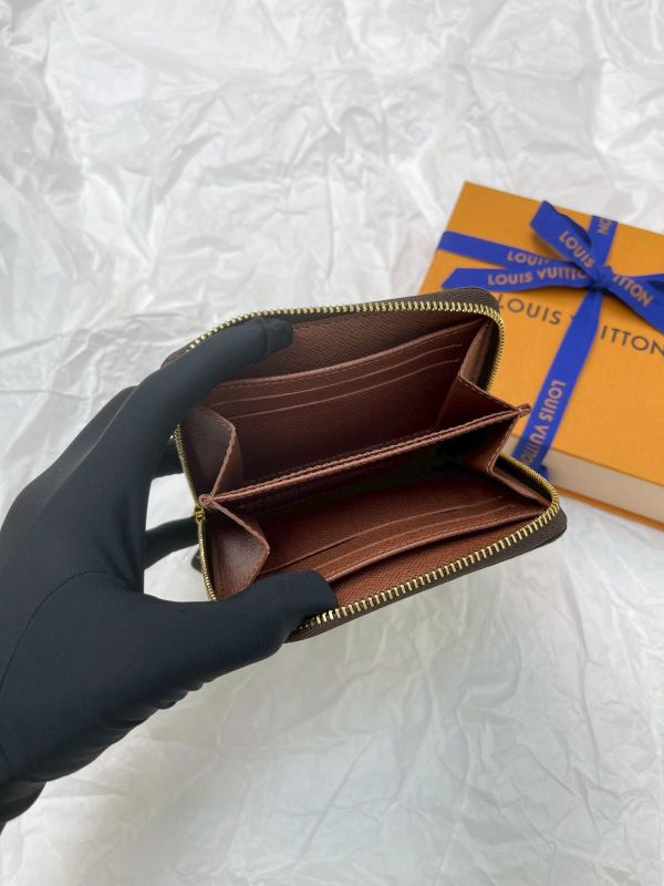 【未使用閒置品】LV 拉鏈零錢包 