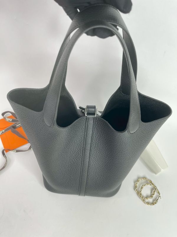 【全新品】HERMES PICOTIN 22 
