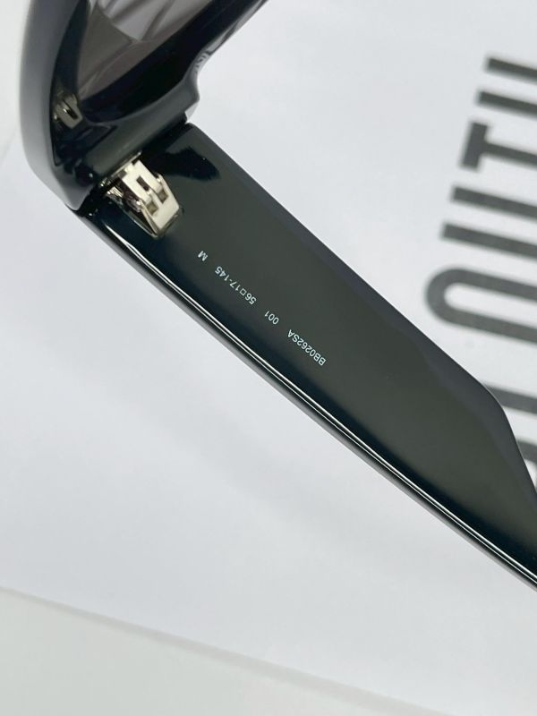 【9成新】BALENCIAGA 復古方形墨鏡 