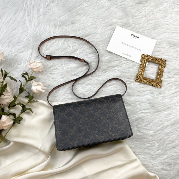 【12期0利率】CELINE TRIOMPHE凱旋門WOC【9成新】 