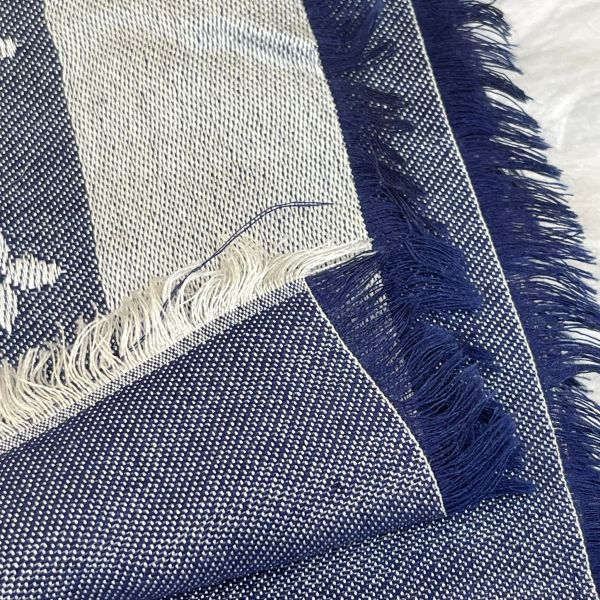 【12期0利率】LV Monogram Denim 披肩【99成新】 