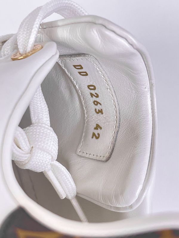 【9成新】LV TIME OUT 運動鞋  42號 