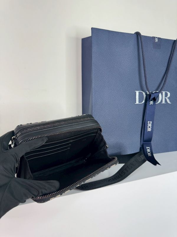 【分期0利率】DIOR   拉鍊手拿包附肩背袋 【95成新】 