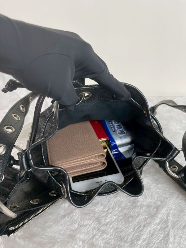 【分期0利率】BALENCIAGA LE CITY 迷你水桶包 【95成新】 
