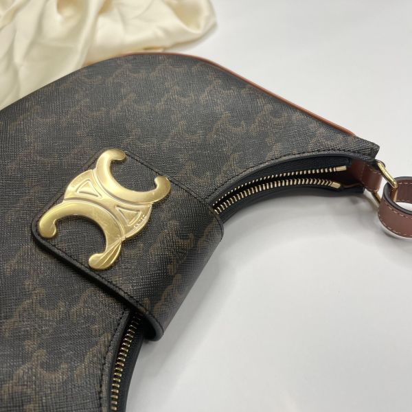 【12期0利率】CELINE AVA TRIOMPHE標誌印花牛皮革中號手袋【全新閒置】 