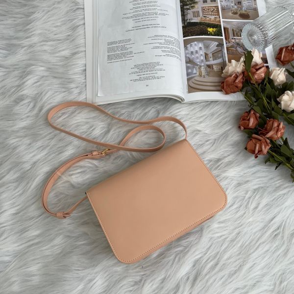 【9.9成新】【12期0利率】TB 小號專屬別皮革鎖識扣包 豆腐包 