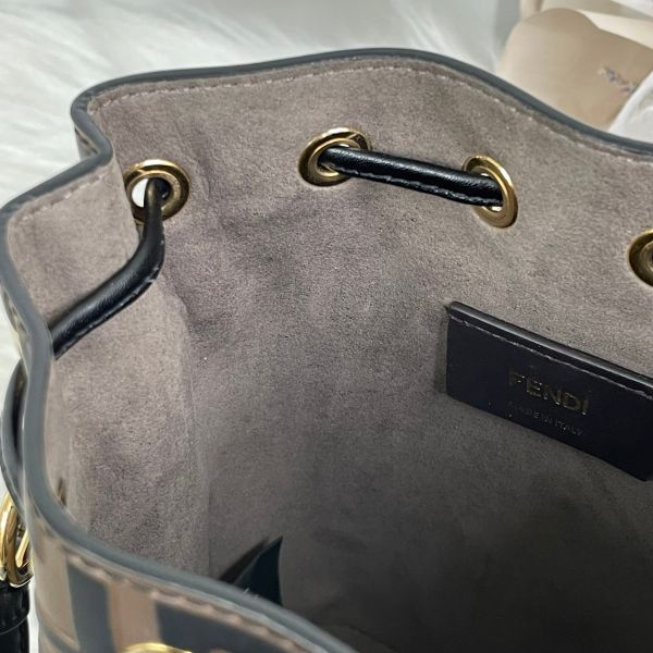 【12期0利率】FENDI Mon Tresor迷你水桶包【95成新】 