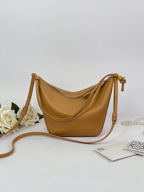 【分期0利率】LOEWE Mini Hammock Hobo bag【9成新】 