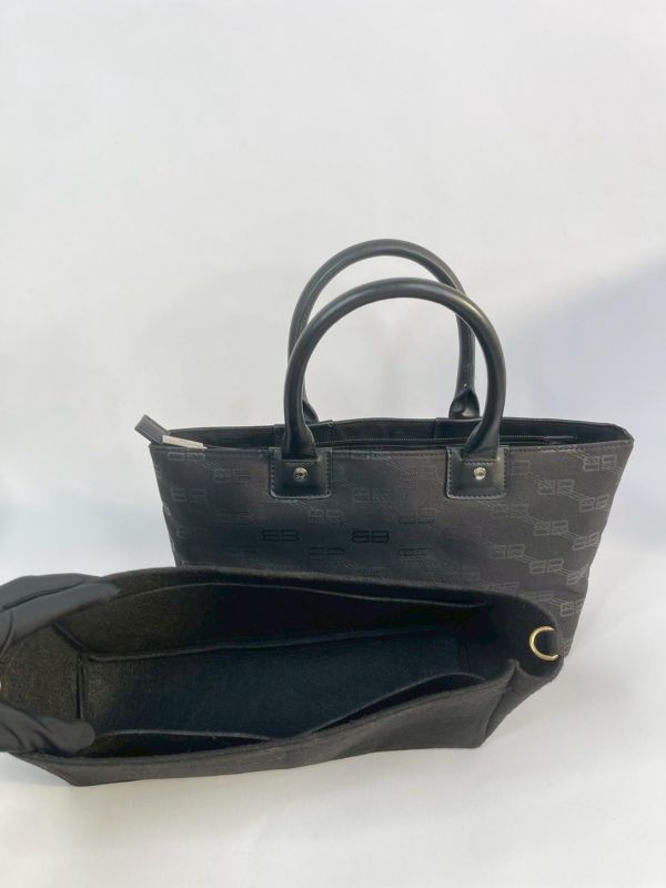 【95成新】BALENCIAGA BB印花手提包 