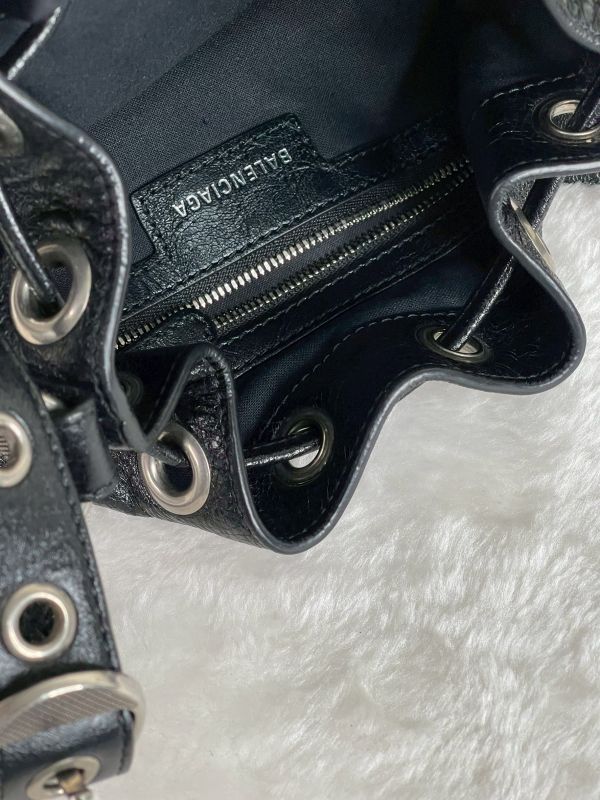 【分期0利率】BALENCIAGA LE CITY 迷你水桶包 【95成新】 