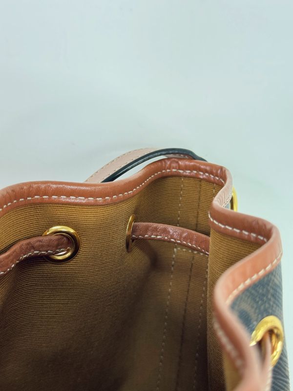 【分期0利率】CELINE TRIOMPHE 帆布小型抽繩水桶【9成新】 