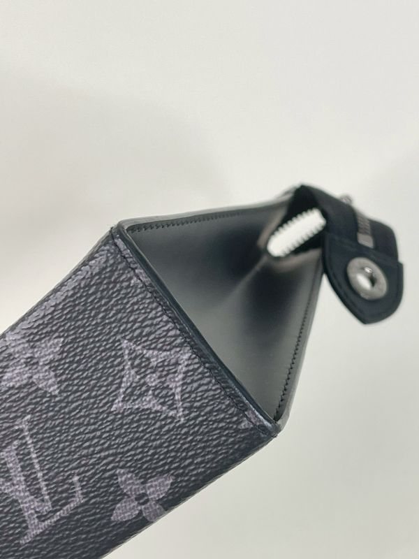 【分期0利率】LV Pochette Voyage MM 老花手拿包【95成新】 