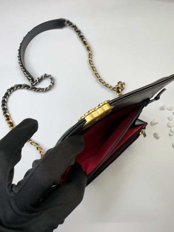 【12期0利率】CHANEL 19 WOC 【9成新】 