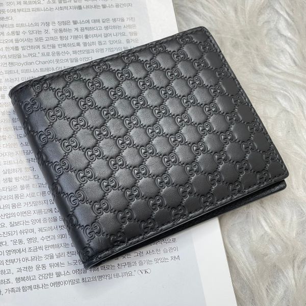 【12期0利率】GUCCI GG皮革滿版壓紋6卡短夾【99成新】 