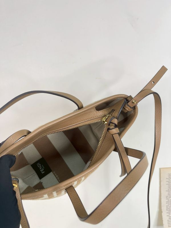 【95成新】FENDI 迷你款式Roll 