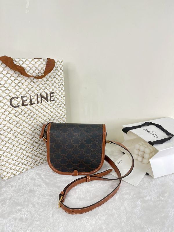 【分期0利率】CELINE Triomphe帆布中型Folco手袋 【9成新】 