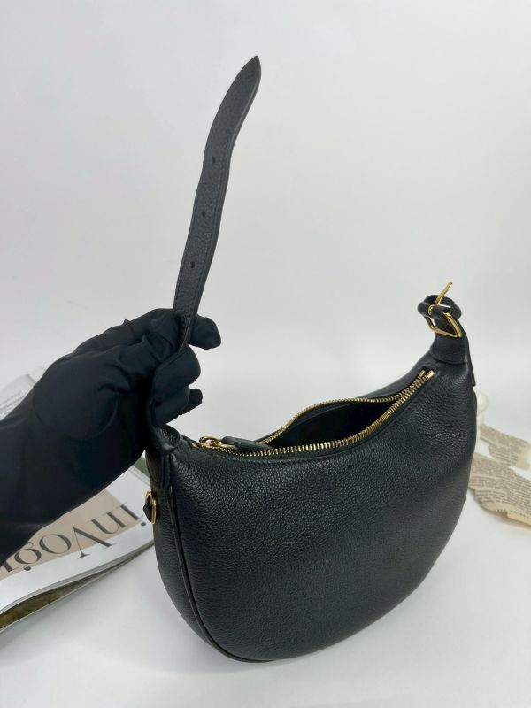 【95成新】CELINE TEEN CELINE LULU粒面牛皮革手袋 