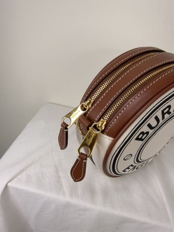 【分期0利率】BURBERRY  Louise 徽標圖案棉質圓餅包【95成新】 