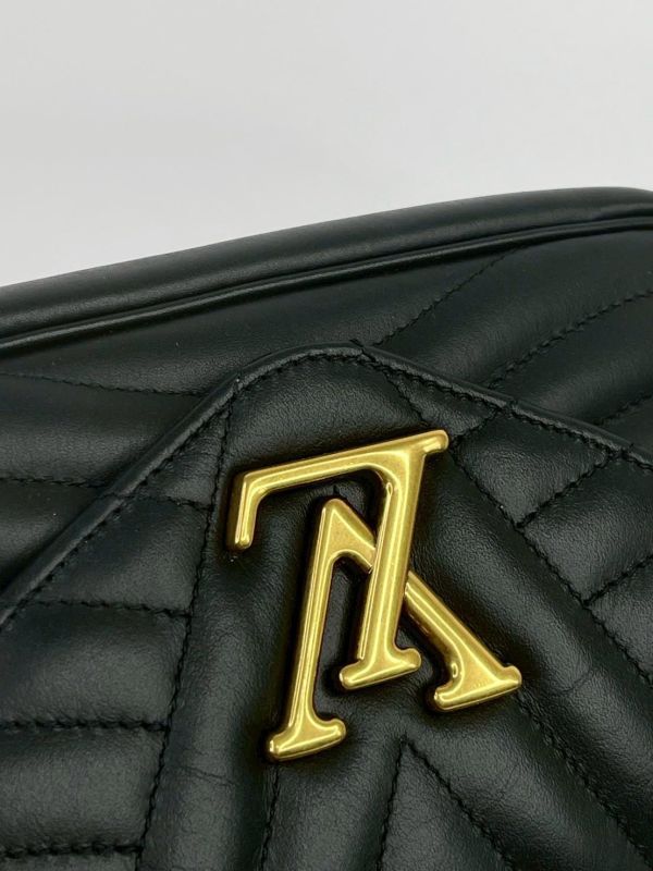 【95成新】LV New Wave WOC 