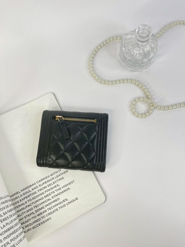 【9成新】CHANEL BOY 三折短夾 