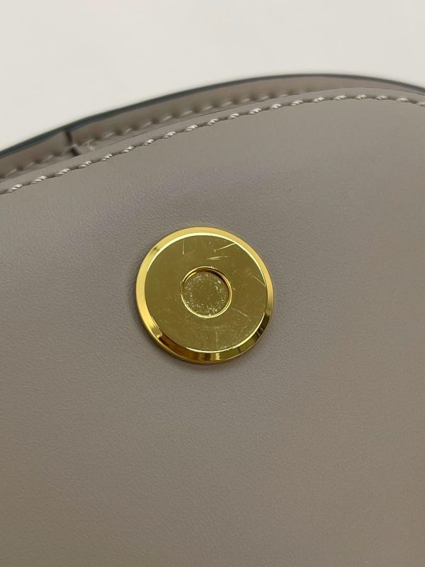 【9成新】LOEWE MINI GATE 雙層包 沙色 