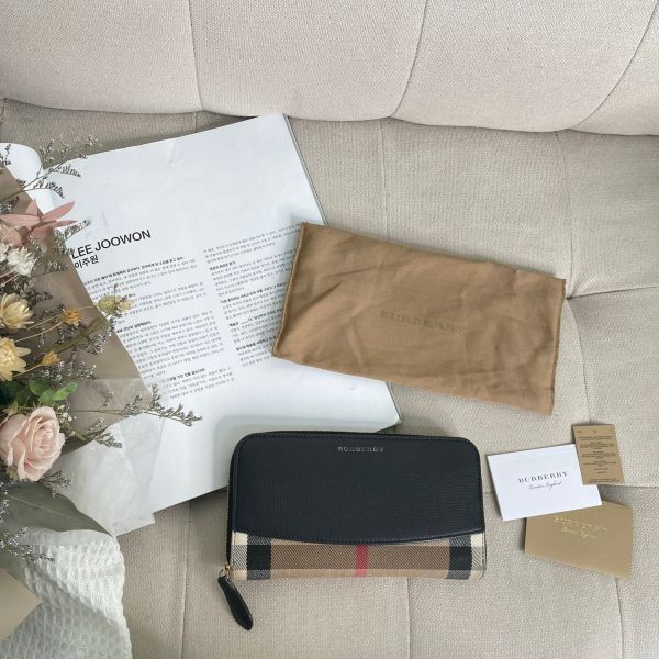 【7成新】【12期0利率】Burberry House 經典格紋拉鍊長夾 