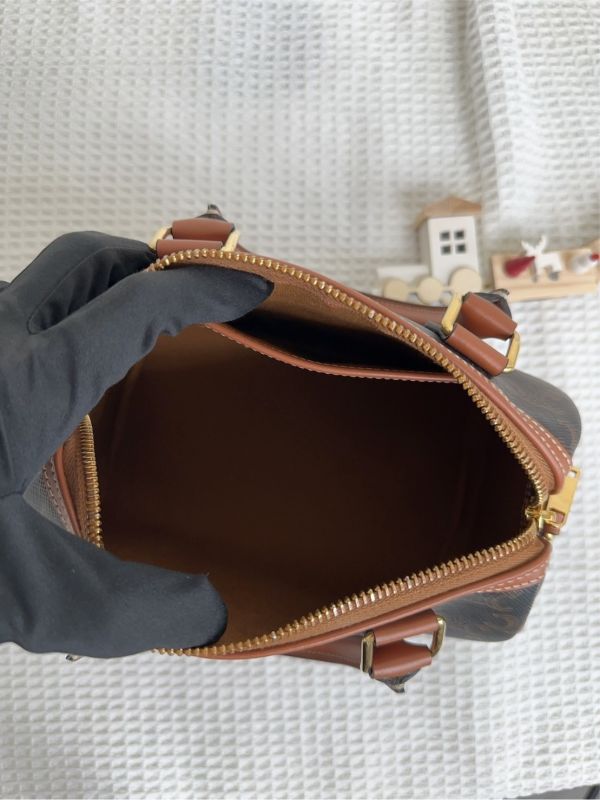 【12 期 0 利率】CELINE 新款凱旋門老花SPEEDY小號【23年7月歐洲購證】【95成】 