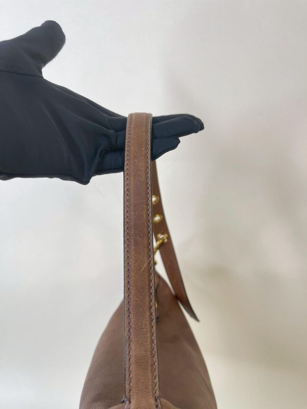 【9成新】MIUMIU 皮革飯盒包 