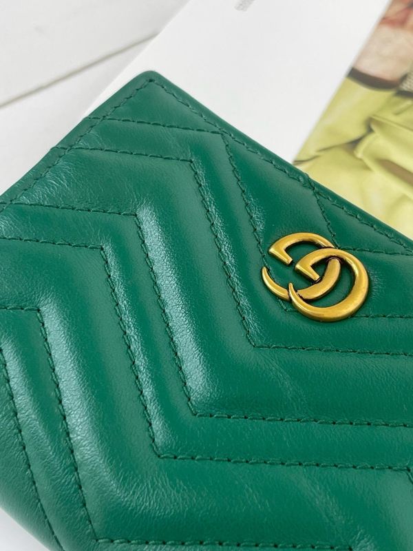 【9成新】GUCCI Marmont 愛心兩摺拉鍊零錢袋短夾 