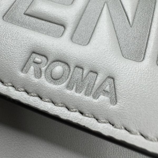 【12期0利率】FENDI ROMA卡夾零錢包【全新閒置】 