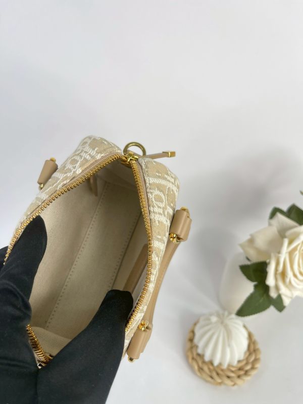 【99成新】DIOR Groove 17 