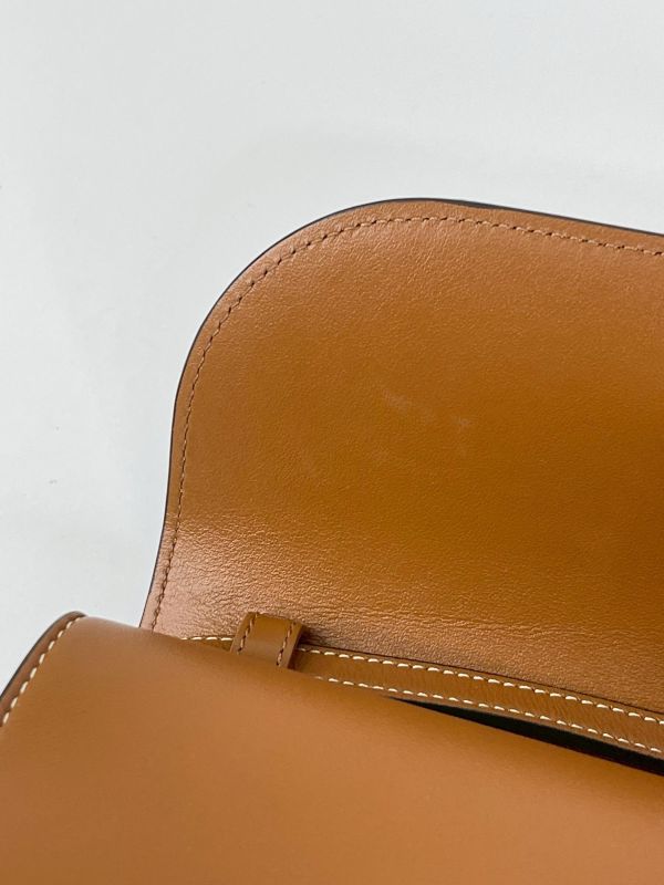 【9成新】CELINE TRIOMPHE凱旋門 STRAP WOC 