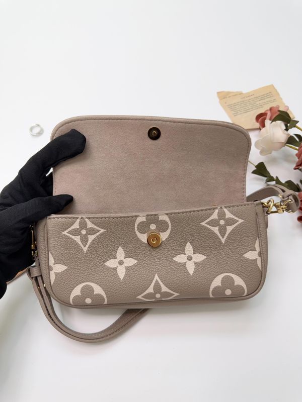 【95成新】LV IVY 斑鳩灰 