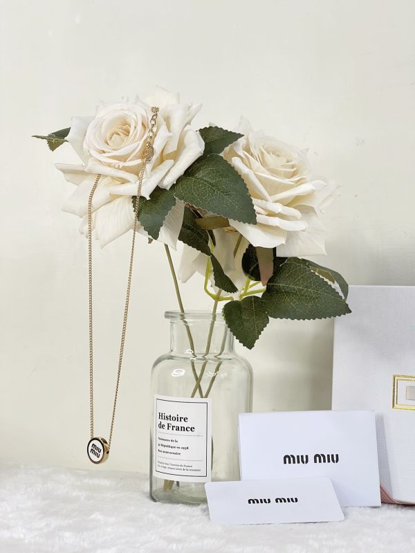 【分期0利率】MIUMIU  琺瑯金屬項鍊 【99成新】 