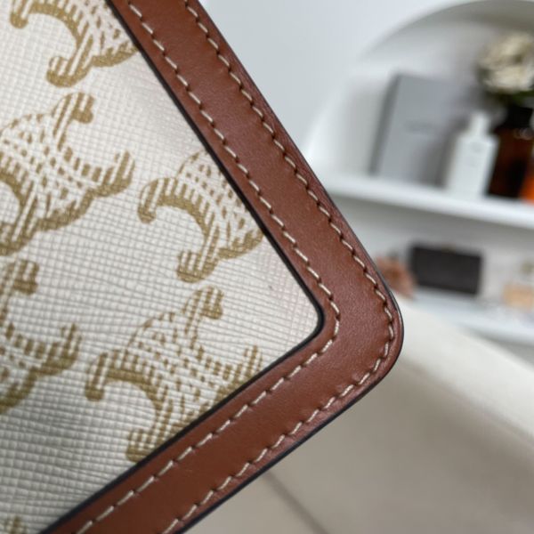 【12期0利率】CELINE 白老花 ENVELOPPE 手袋 【9.9成新】 
