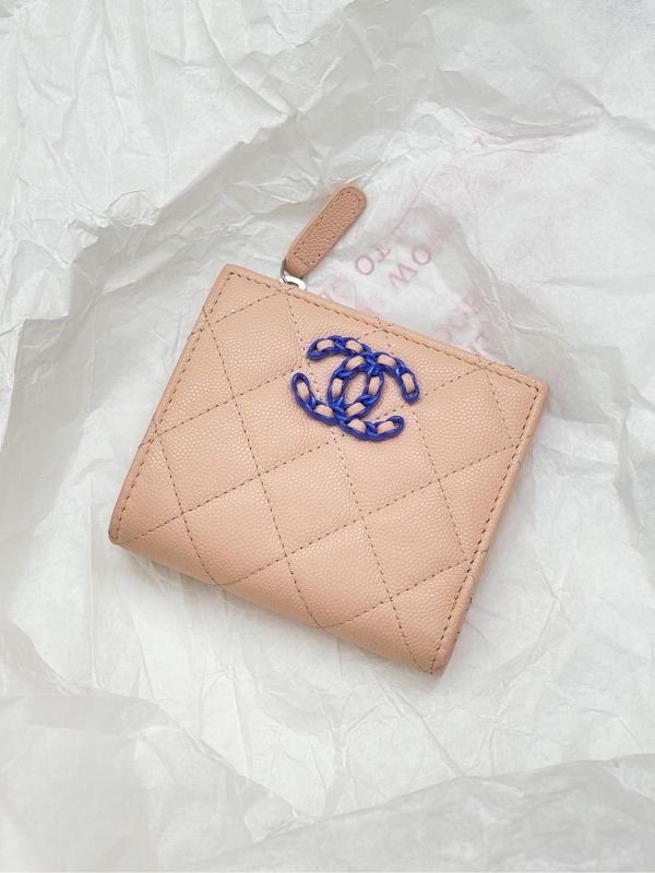 【9成新】Chanel 19 對開短夾 