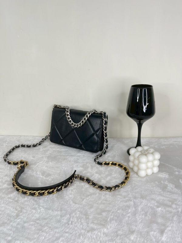【12期0利率】CHANEL 19 WOC 【95成新】 