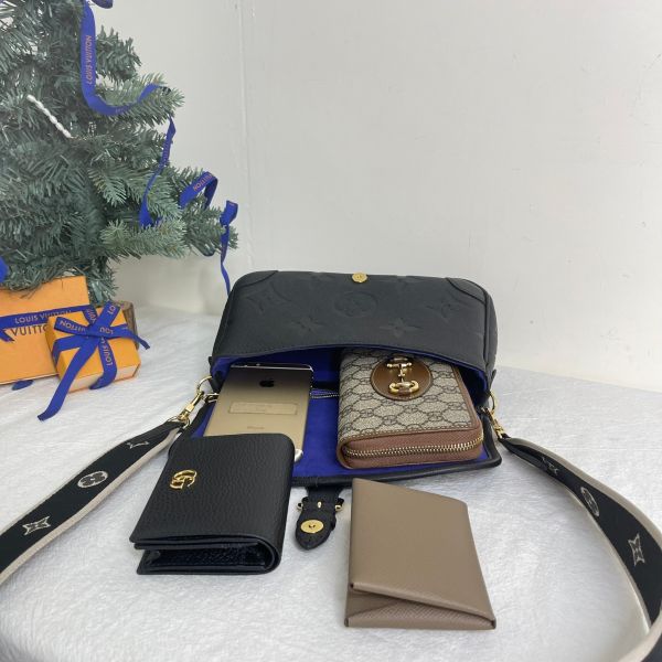 【12期0利率】LV  Diane Monogram Empreinte 法棍包【99成新】 