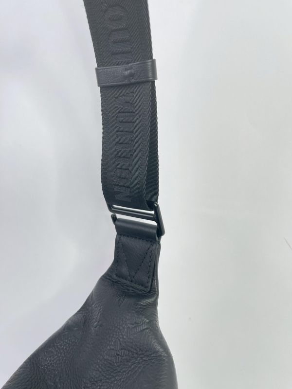 【全新品】LV Rush Bumbag 腰包 