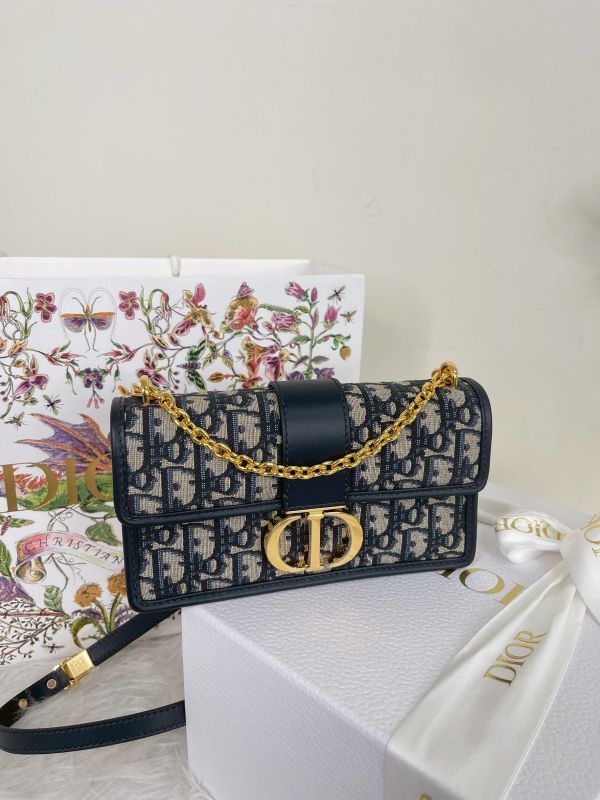 【分期0利率】DIOR 30 Montaigne East-West 附鏈帶包【全新品】 