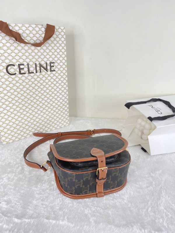 【分期0利率】CELINE Triomphe帆布中型Folco手袋 【9成新】 