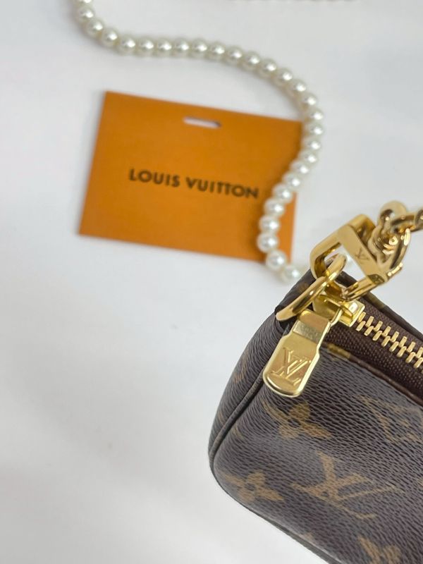 【分期0利率】LV Mini Pochette Accessoires 迷你麻將包【99成新】 