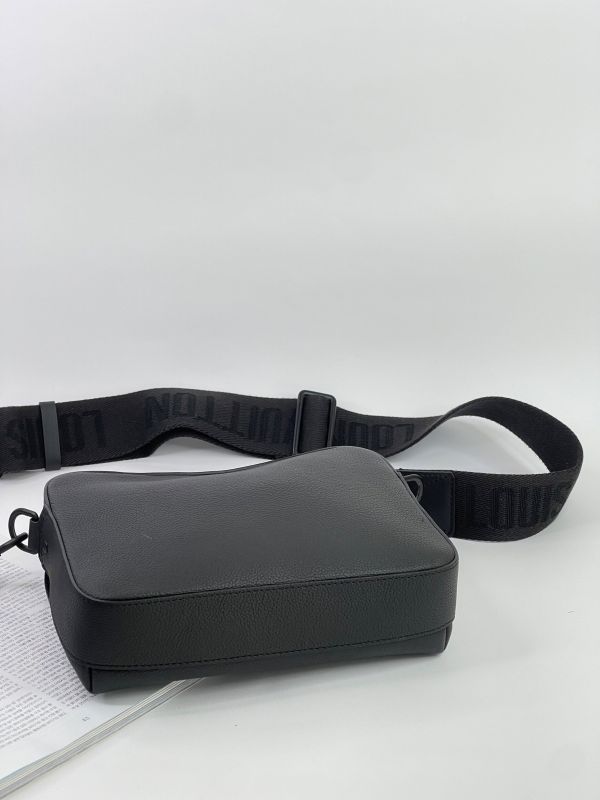 【分期0利率】LV Fastline 郵差包【9成新】 