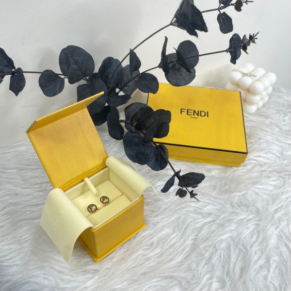 【12期0利率】FENDI F IS FENDI耳環 【99成新】 