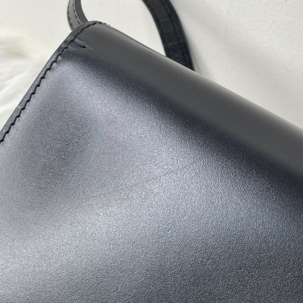 【12期0利率】BURBERRY BT 平滑牛皮 MINI小方胖【9成新】 