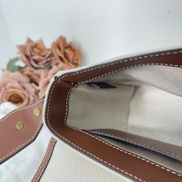 【12期0利率】BURBERRY HORSEFERRY 印花帆布斜背包【95成新】 