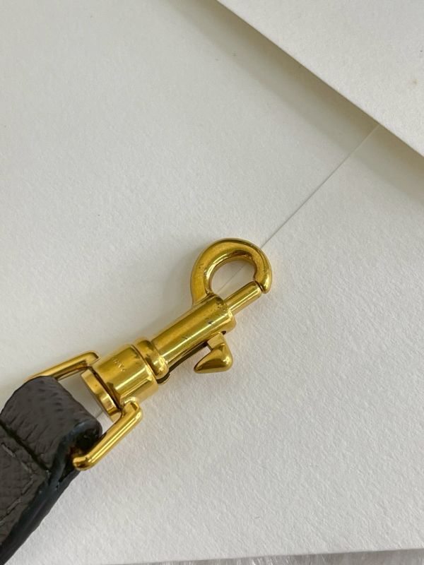 【分期0利率】CELINE PICO BLET BAG 【未使用閒置品】 