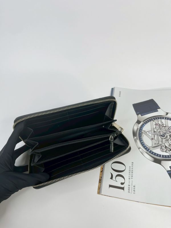 【9成新】GUCCI Signature GG 壓紋牛皮拉鍊長夾 