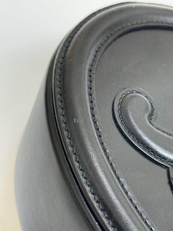 【95成新】CELINE CUIR TRIOMPHE OVAL 皮革大月餅包 