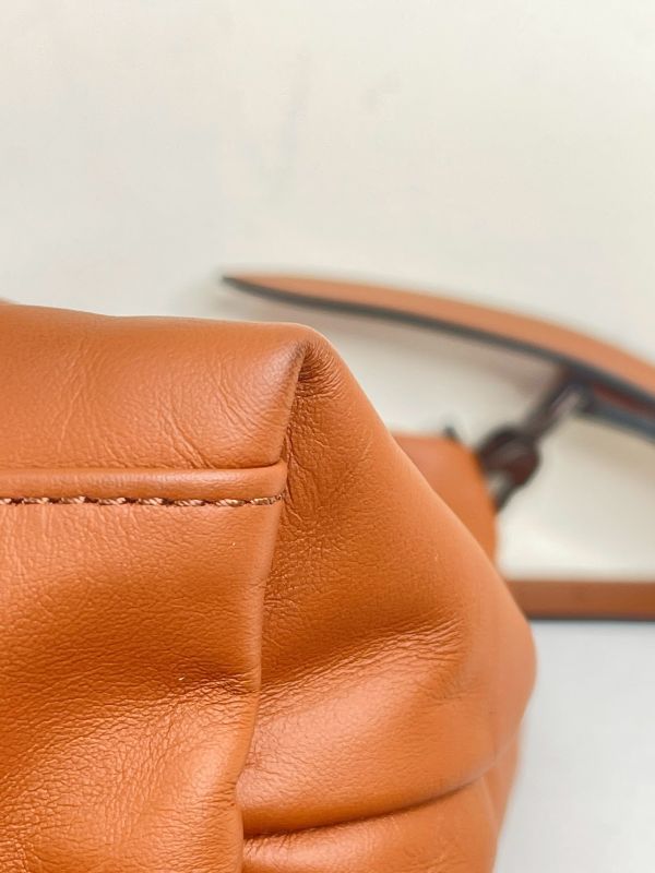【分期0利率】LONGCHAMP Le Pliage Xtra 半月形單肩包 M【95成新】 